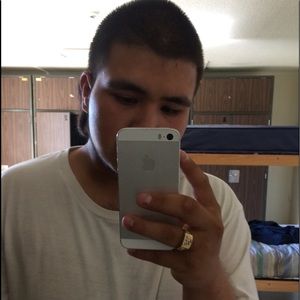 Meet your Posher, Sebastian